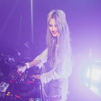 逆戰(zhàn)電競?cè)记鶧J-網(wǎng)吧五連坐開黑必備戰(zhàn)歌升級版